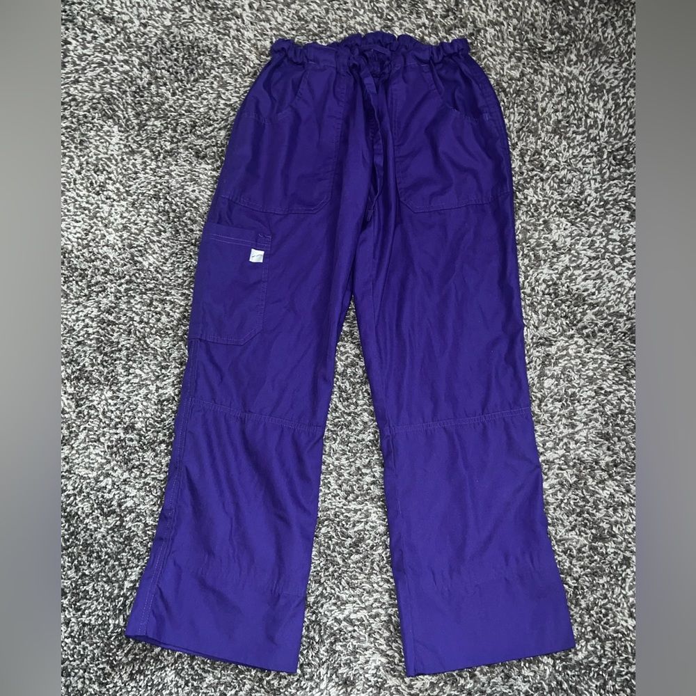 Buttersoft. Size SMALL petite. Royal purple.